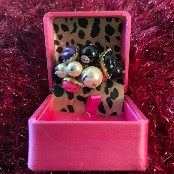 (REDUCED) VTG BETSEY JOHNSON SIZE 7 RING - Picture 2 of 8